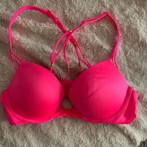 Victoria secret Very sexy push up bra 32 B Never worn.